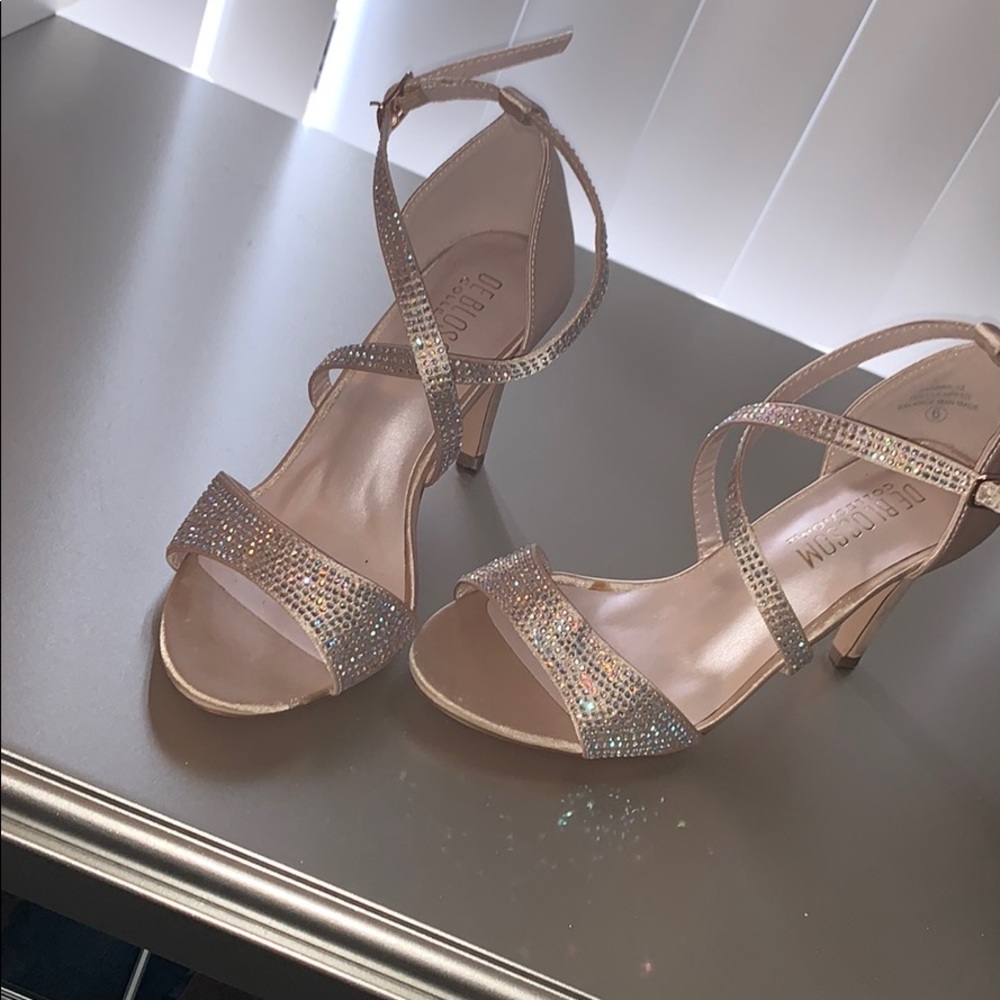 👠